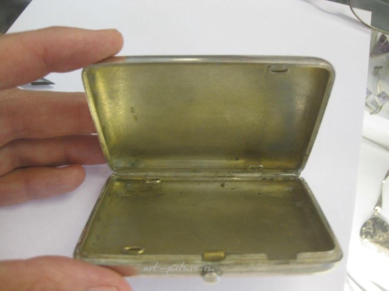 Русское серебро , Серебряный чехол для сигарет Levin Russian Imperial 84, 19 век