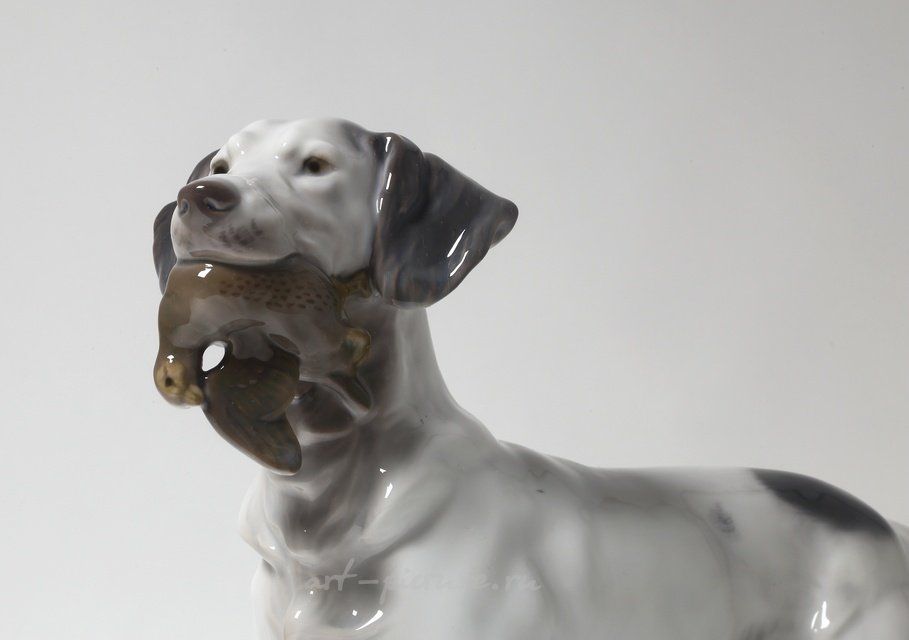 Сеттер с куропаткой. Дания, г. Копенгаген, Bing & Grondahl