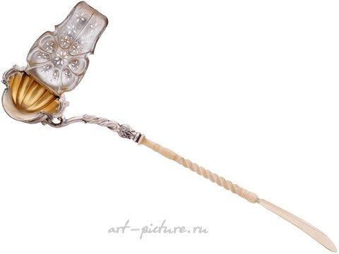 Русское серебро, Серебряная соусница с ложкой и крышкой