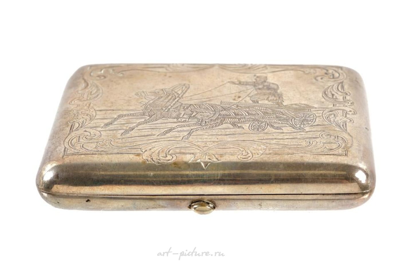 Русское серебро , Два серебряных эмалевых сигаретных кейса с цветочным и клеверным узором