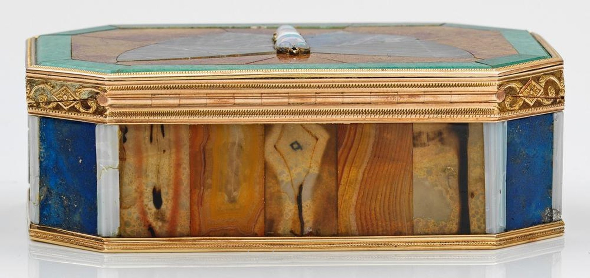 维也纳皇家瓷器 , 高度重要的帝国宝石烟盒