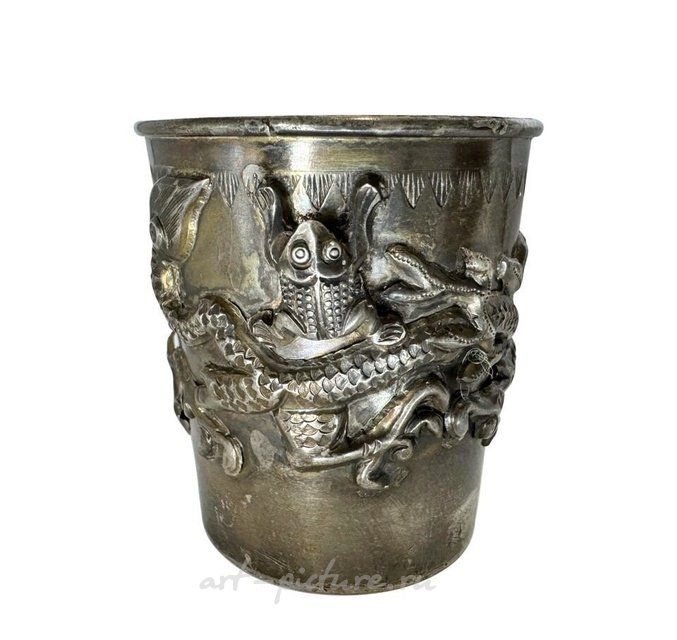 "Silver cup, China, 19th century."