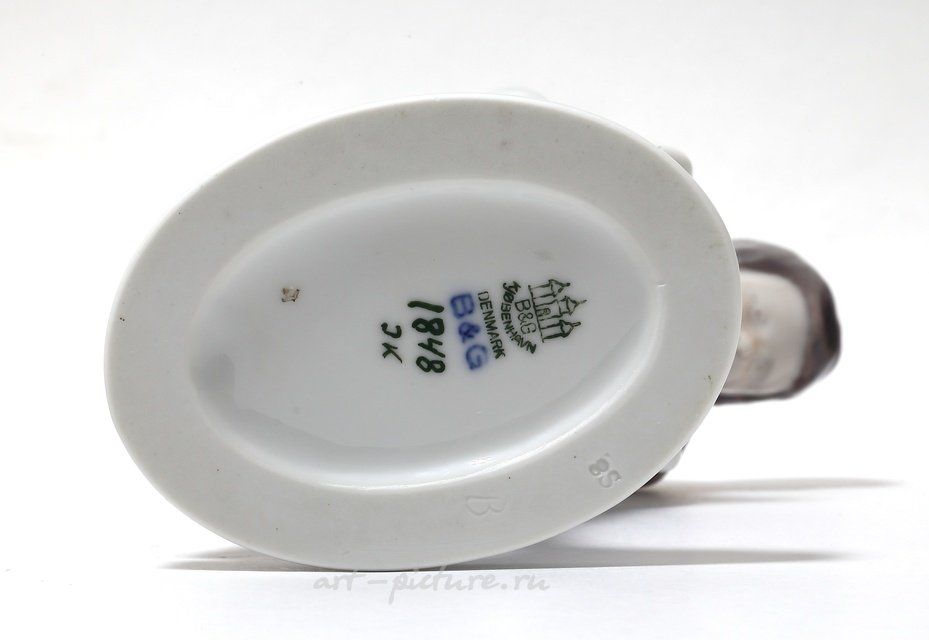 Наездница. Дания, г. Копенгаген, Bing & Grondahl