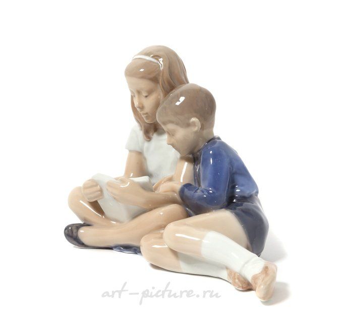 Дети за чтением. Дания, г. Копенгаген, Royal Copenhagen