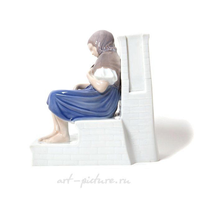 Девочка со спичками. Дания, г. Копенгаген, Bing & Grondahl