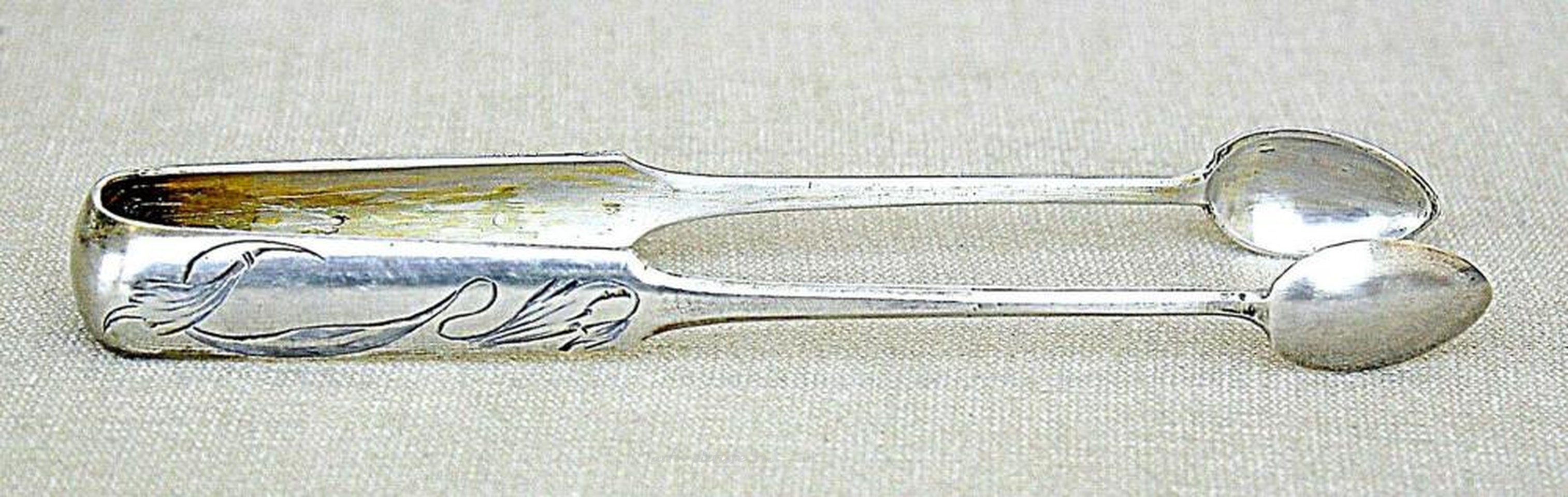 Русское серебро , Щипцы для сахара из позолоченного серебра