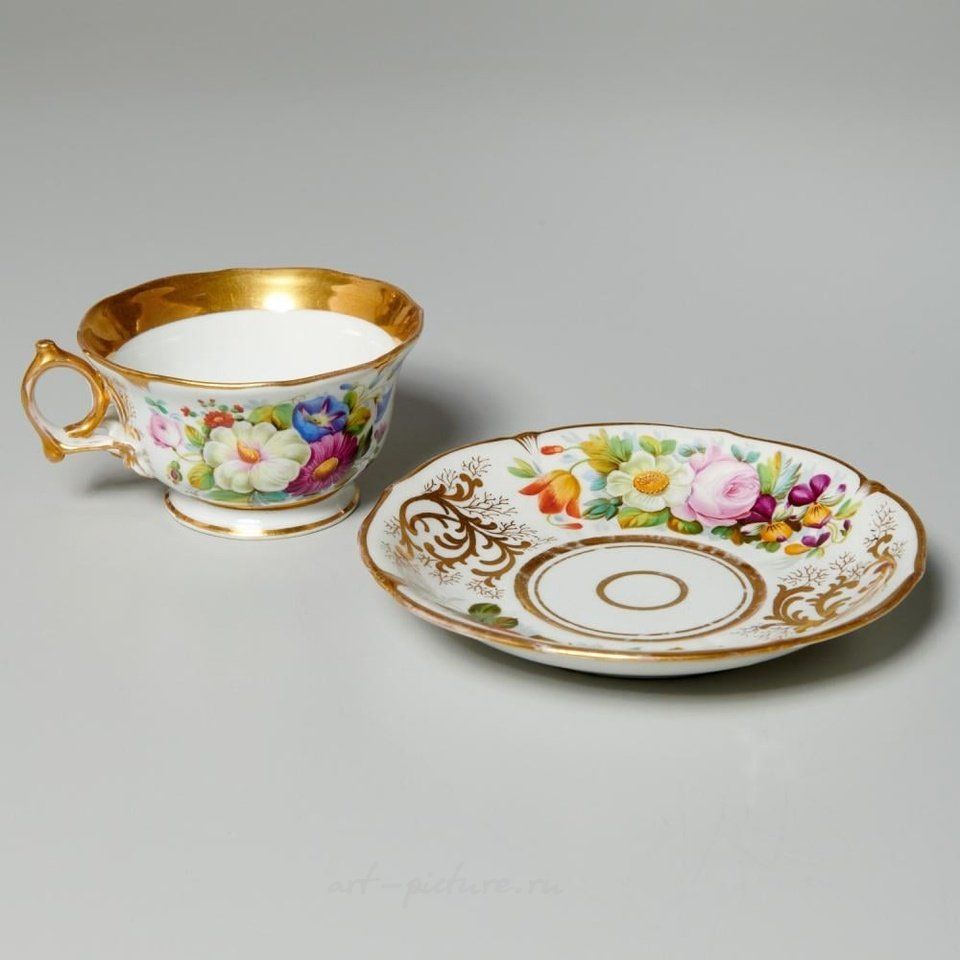 Royal Vienna , Фарфоровая коллекция чашек и блюдец 19 века
