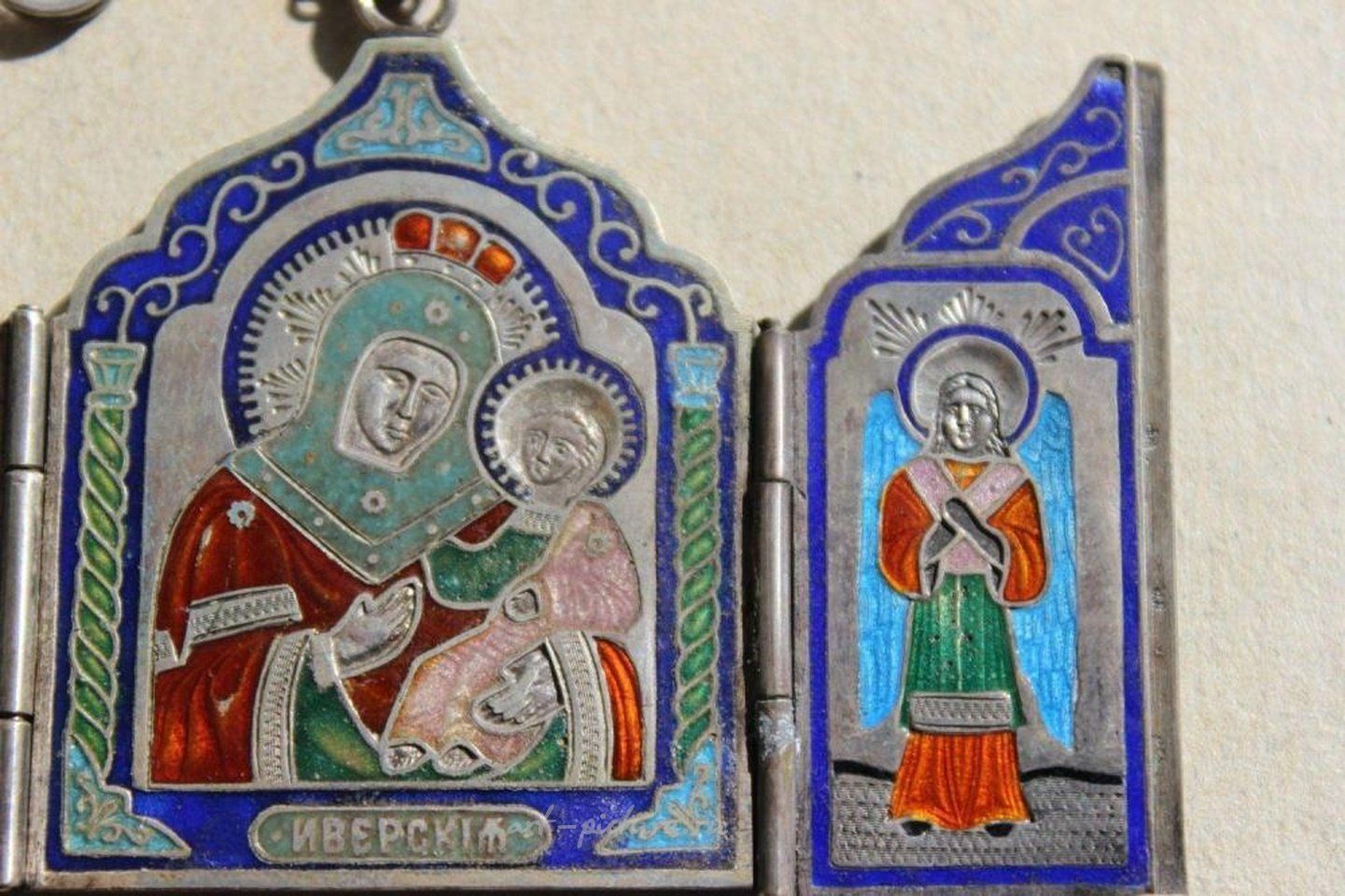 Русское серебро , Иконостас Фаберже из эмалированного серебра, Иверская Богоматерь