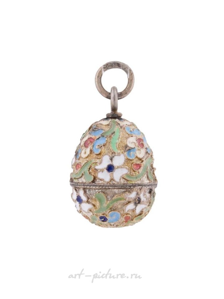 Русское серебро , Подвеска в форме русского яйца, изготовленная из позолоченного серебра