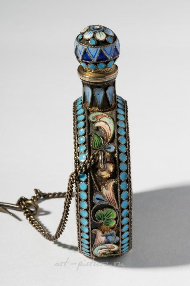 Русское серебро , Антикварный русский флакон для духов с эмалевой шамплевой росписью
