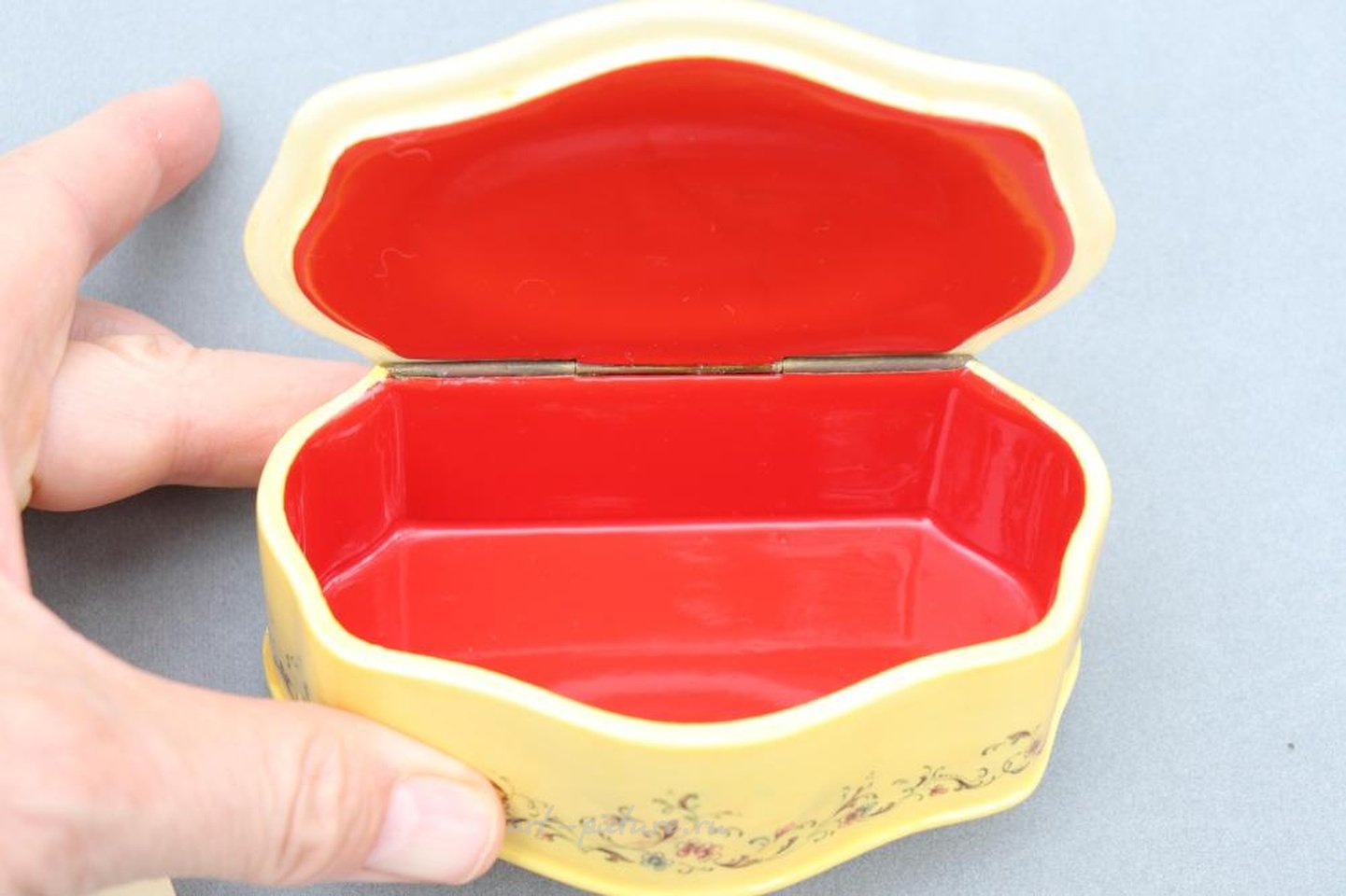 Русское серебро , Портрет Идалии Полетики (1807-1889), нарисованный в России