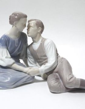 купить Юношеская любовь. Дания, г. Копенгаген, Bing & Grondahl