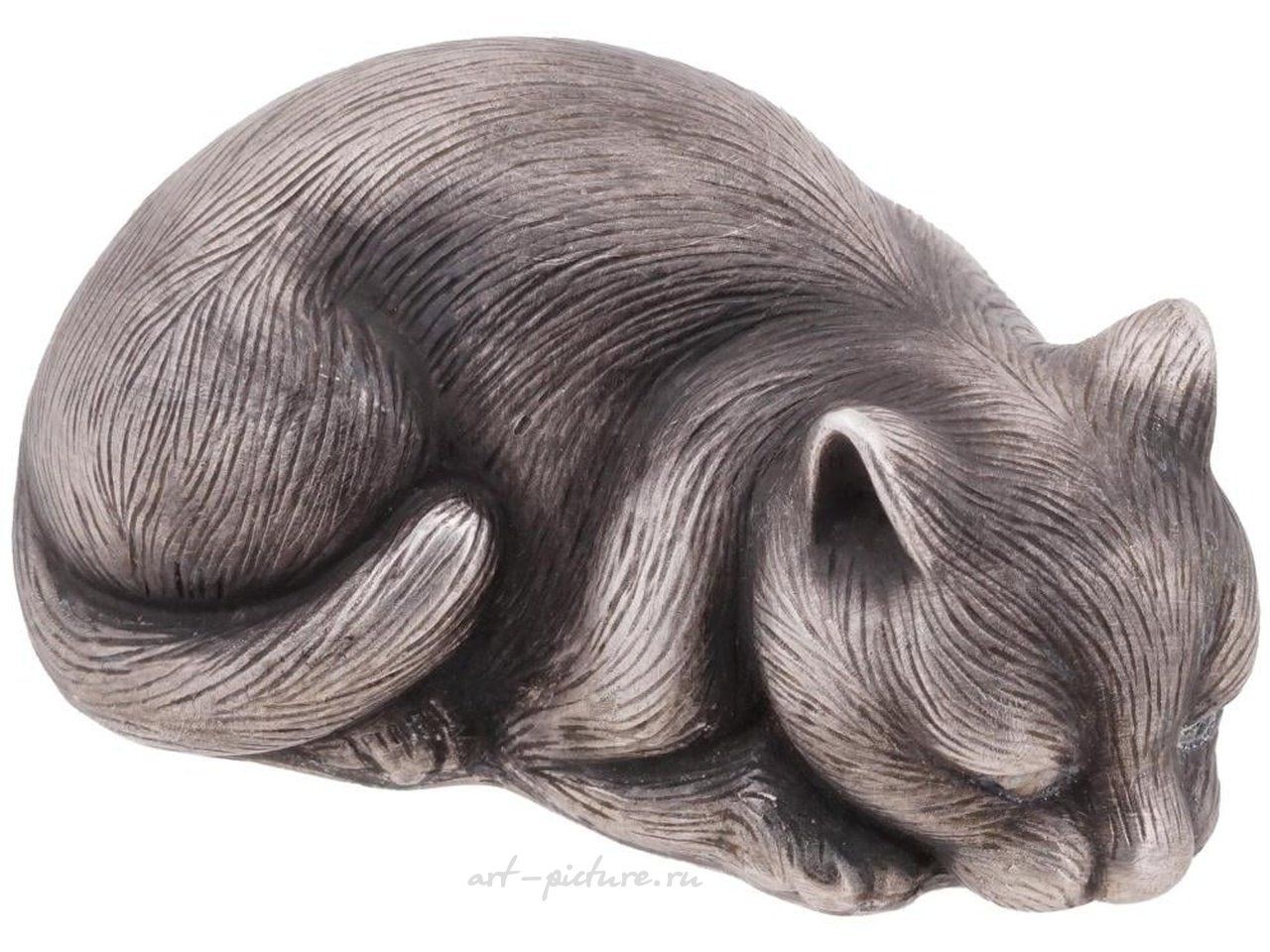 Русское серебро , Русская серебряная фигурка изготовлена в форме лежащей кошки.