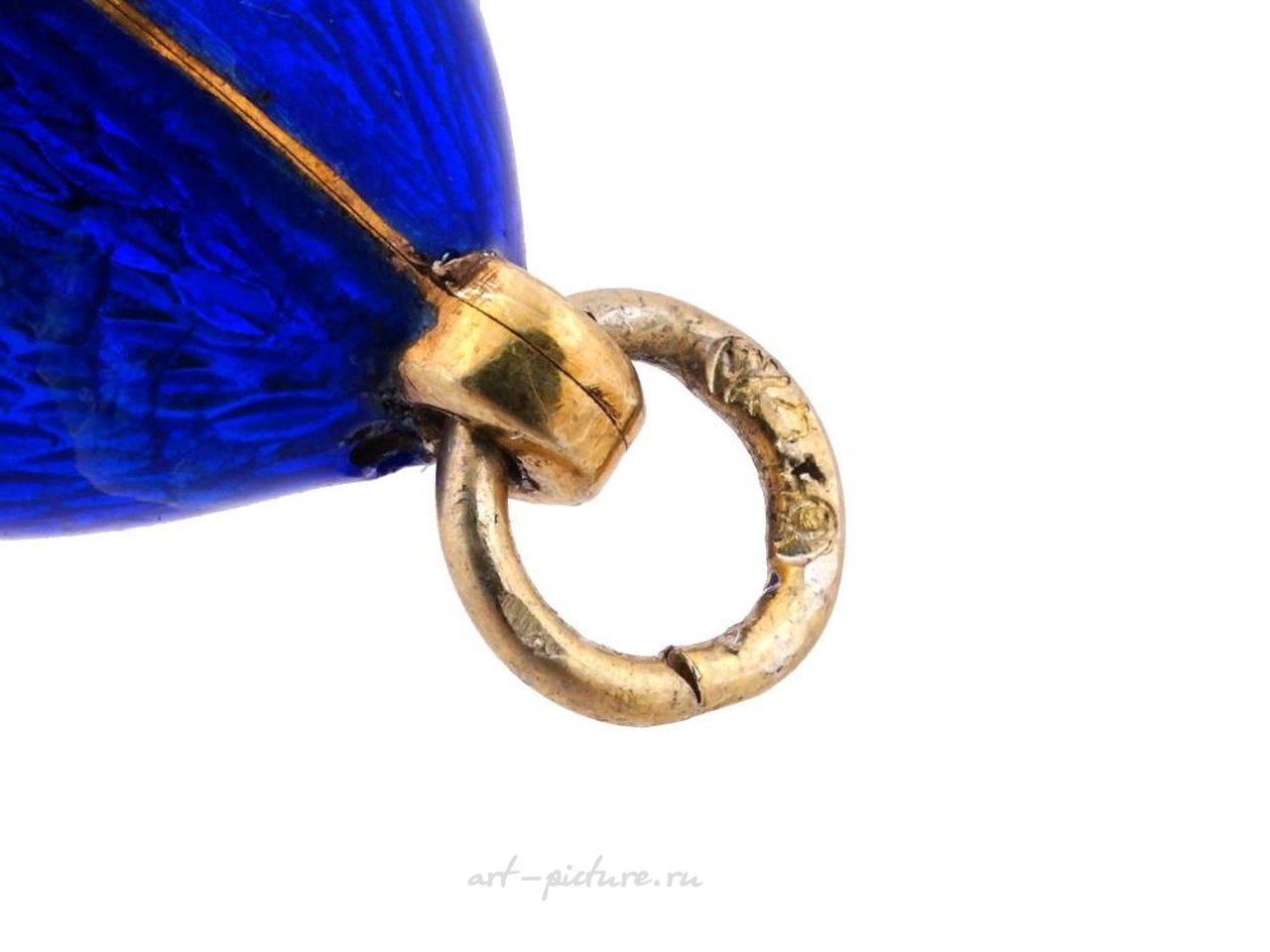 Русское серебро , Подвеска в виде пасхального яйца из русского позолоченного серебра