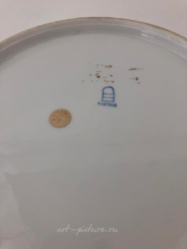 Royal Vienna , Королевская Венская золоченая фарфоровая тарелка