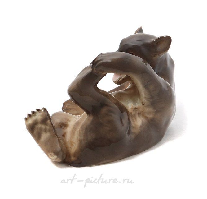 Фарфоровая фигура "Медвежонок". Rorstrand