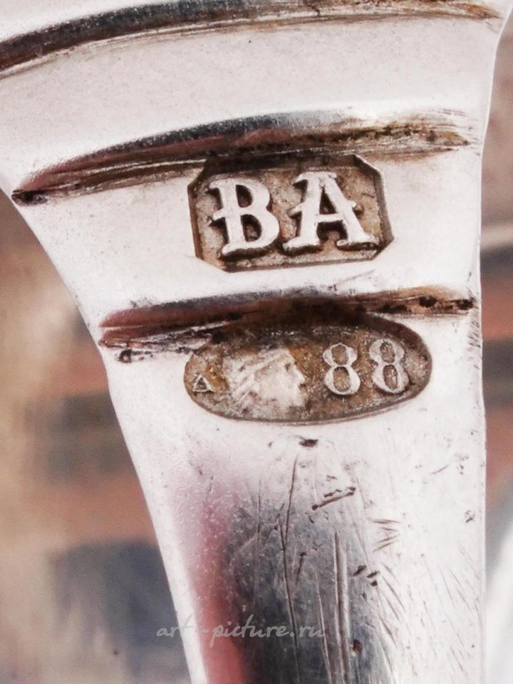 Русское серебро , Серебряный перстень с русским имперским орлом