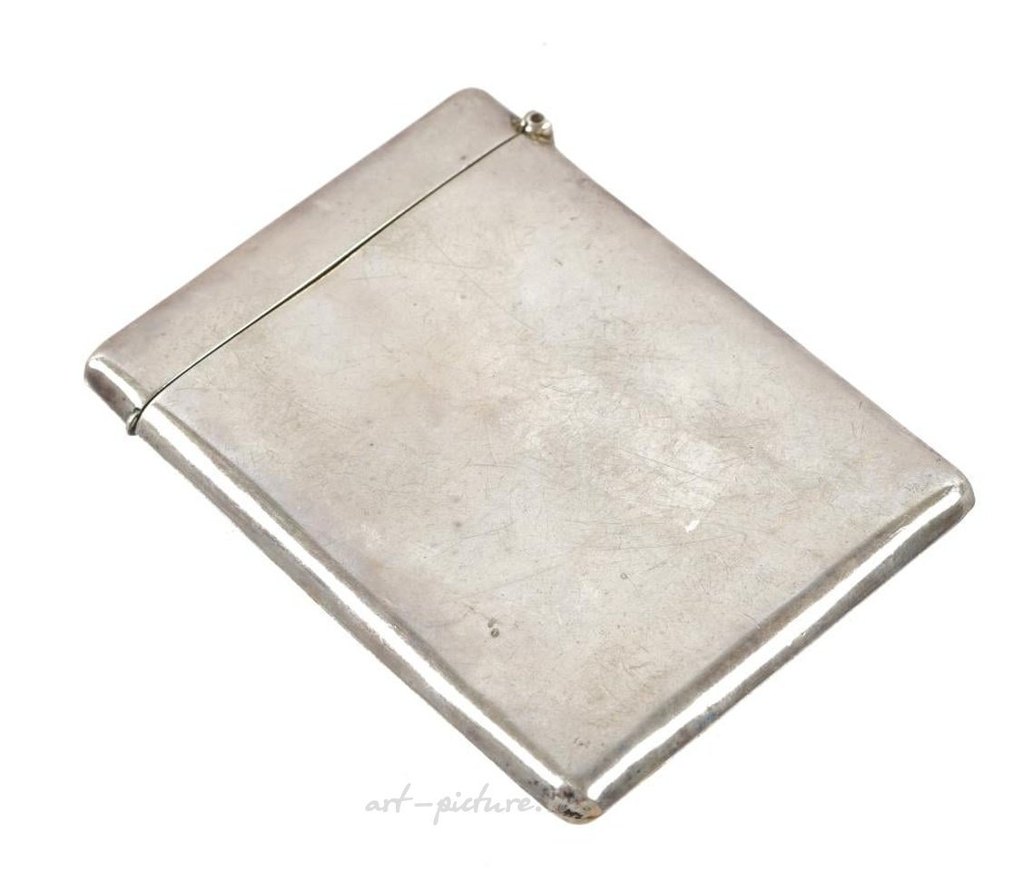 Русское серебро , Два серебряных эмалевых сигаретных кейса с цветочным и клеверным узором