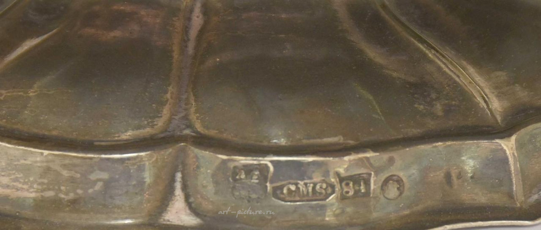 Русское серебро , Серебряная фруктовая ваза "Виноградная лоза" в русском стиле необарокко.