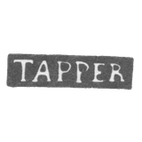 贴有 "TAPPER" 的印章刻有大师亨利希 - 列宁格勒的姓名缩写。