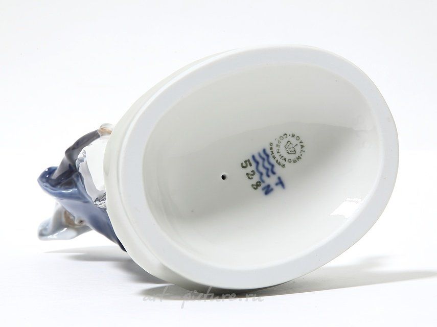 Девушка пасущая гуся​ Royal Copenhagen