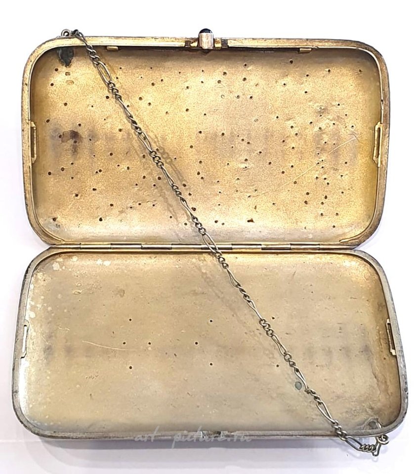 Русское серебро , Шкатулка из русского серебра 84 пробы с подписями и элементами из золота и эмали