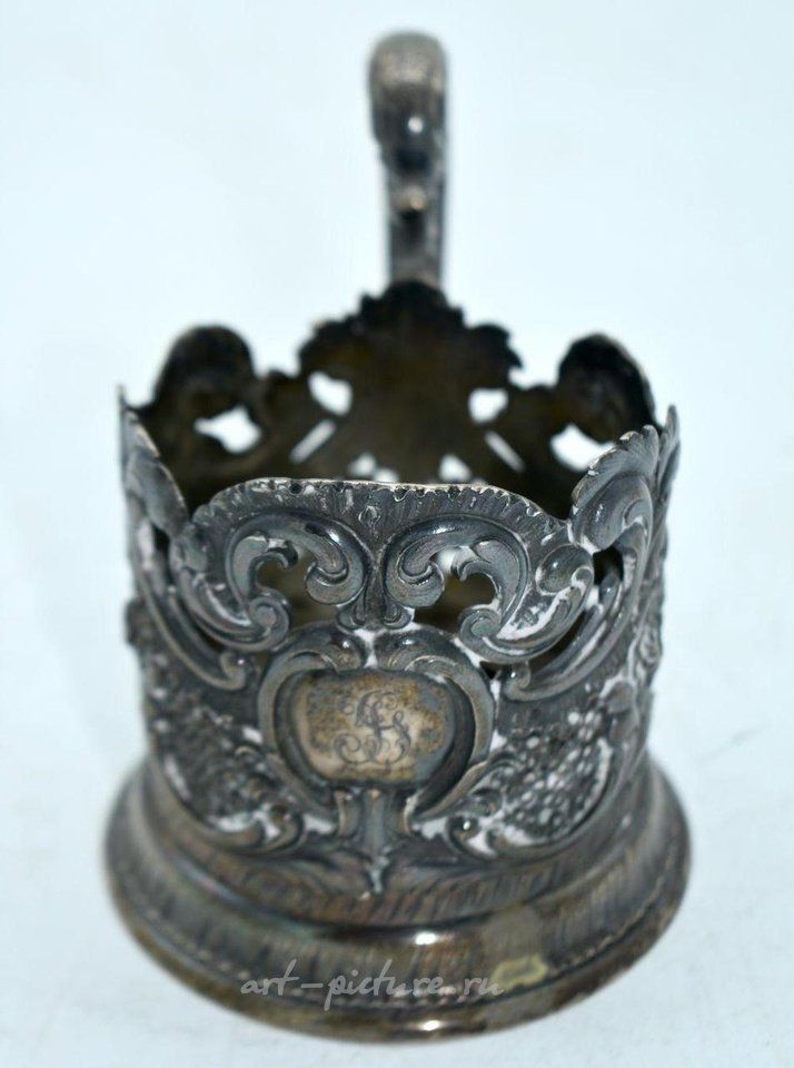 Русское серебро , Антикварный русский подстаканник из серебра и стекла