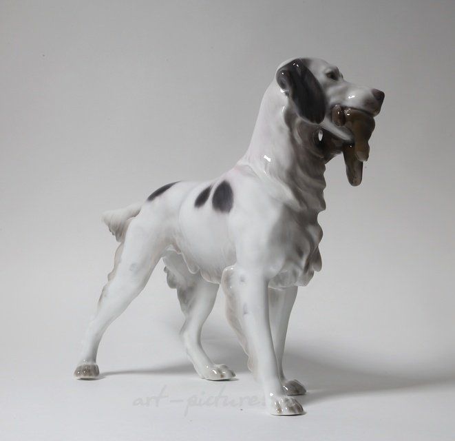 Сеттер с куропаткой. Дания, г. Копенгаген, Bing & Grondahl