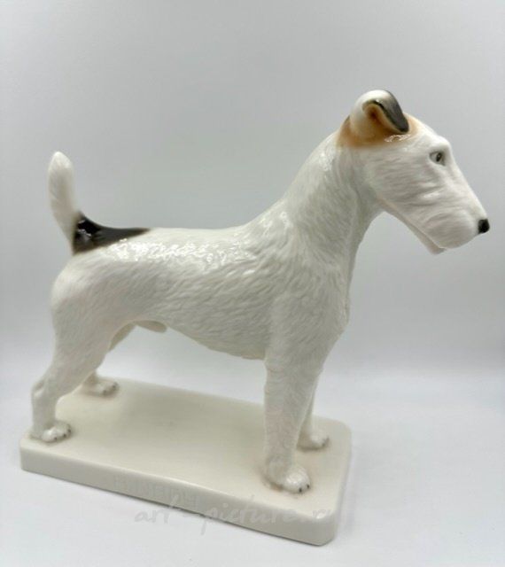 Статуэтка "Фокстерьер", произведена в 1910. Passau ﻿/ Пассау, Германия