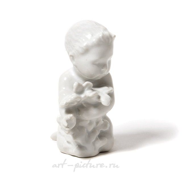 Мальчик-русалка​ с морскими водорослями​. Дания, г. Копенгаген, Bing & Grondahl