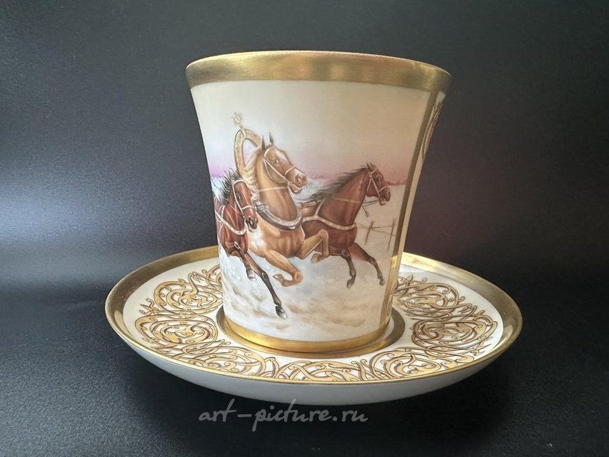 Чайная пара Русская тройка. Быстрицкой. Фарфор, ручная роспись, золочение, цировка.