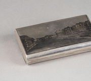 Чехол с гравировкой городского пейзажа в ниелло