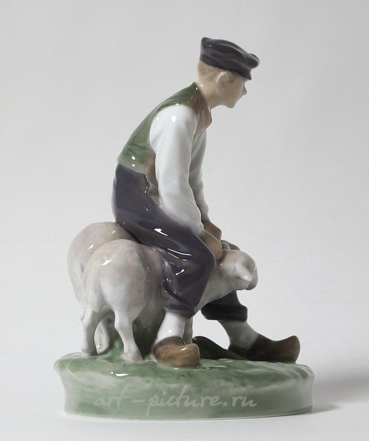 Фермер с овцами. Дания, г. Копенгаген, Royal Copenhagen