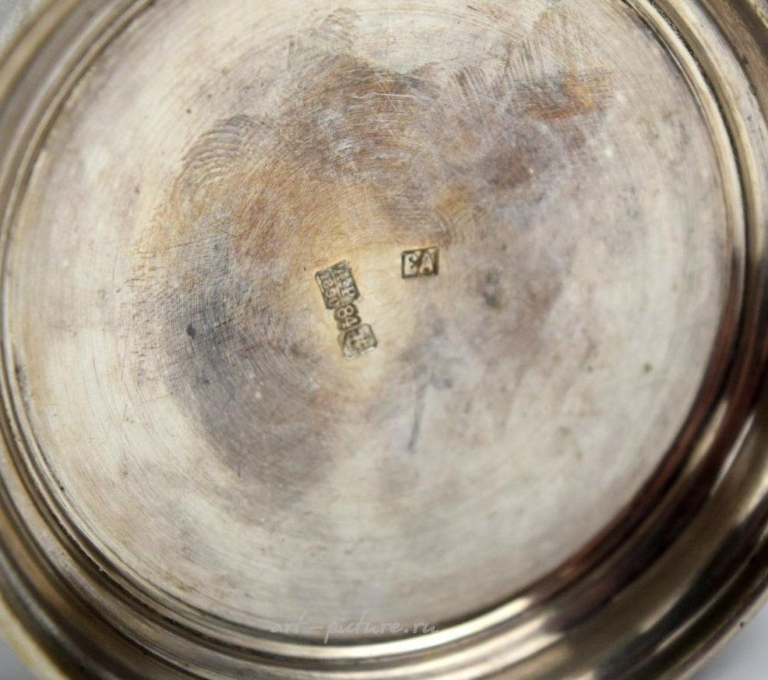 Русское серебро , Русская императорская серебряная подставка для чайного стаканчика, 1879 год