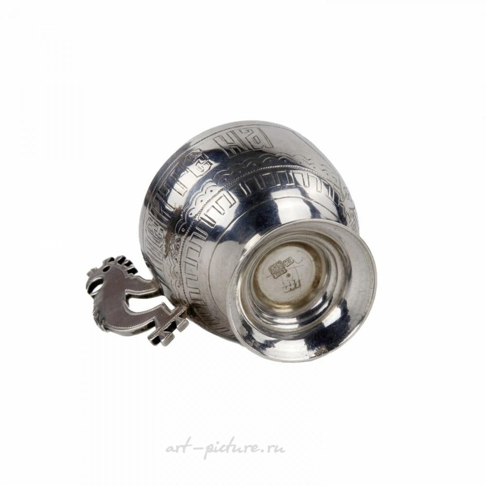 Русское серебро , Элегантный серебряный водочный набор в неорусском стиле