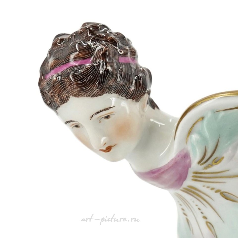 维也纳皇家瓷器 , 皇家维也纳瓷器雕花大碗带人物造型