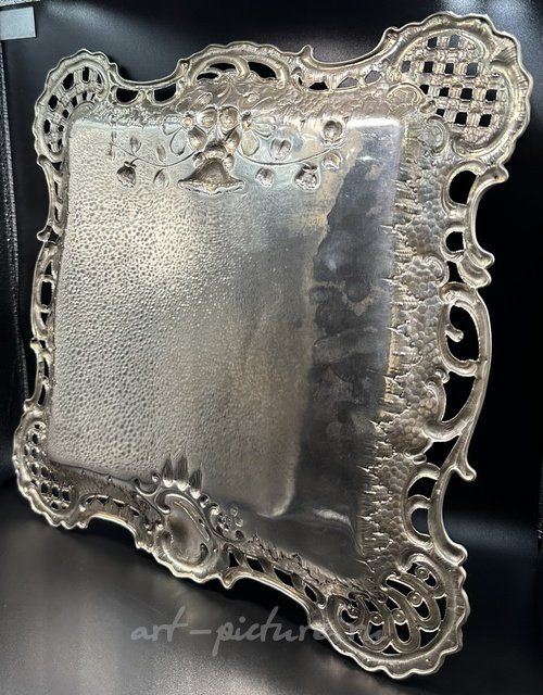 爱德华·弗里德曼 维也纳铸银托盘