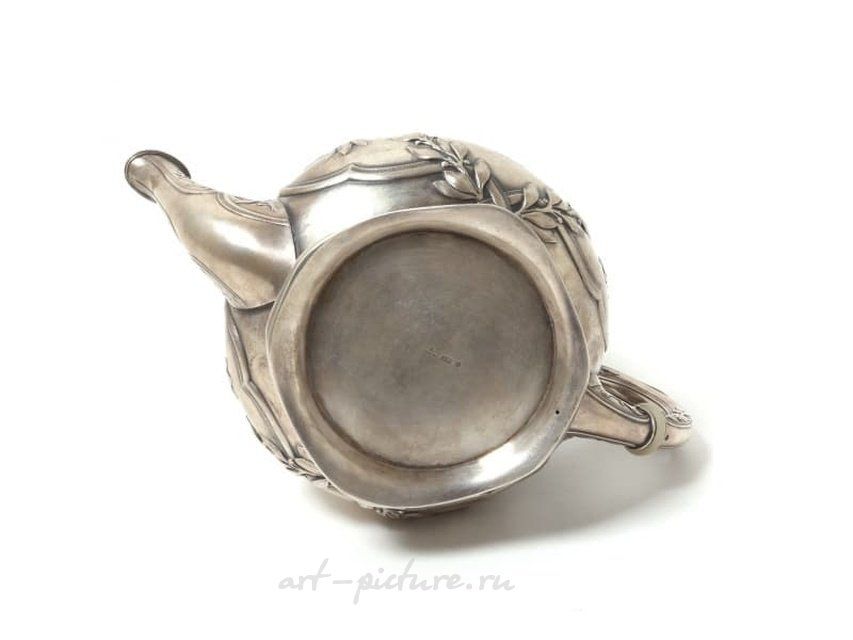 Серебряный чайник К. Фаберже, 1908-1926 гг.