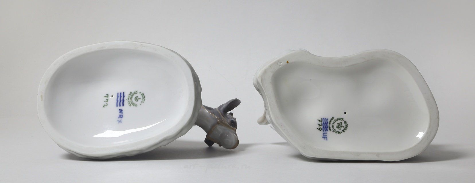 Девушка и мальчик с теленком. Дания, г. Копенгаген, Royal Copenhagen