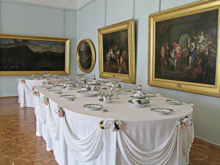 Солонки живописные из Охотничьего сервиза Екатерины II