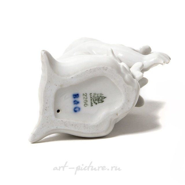 Мальчик-русалка​ с морскими водорослями​. Дания, г. Копенгаген, Bing & Grondahl