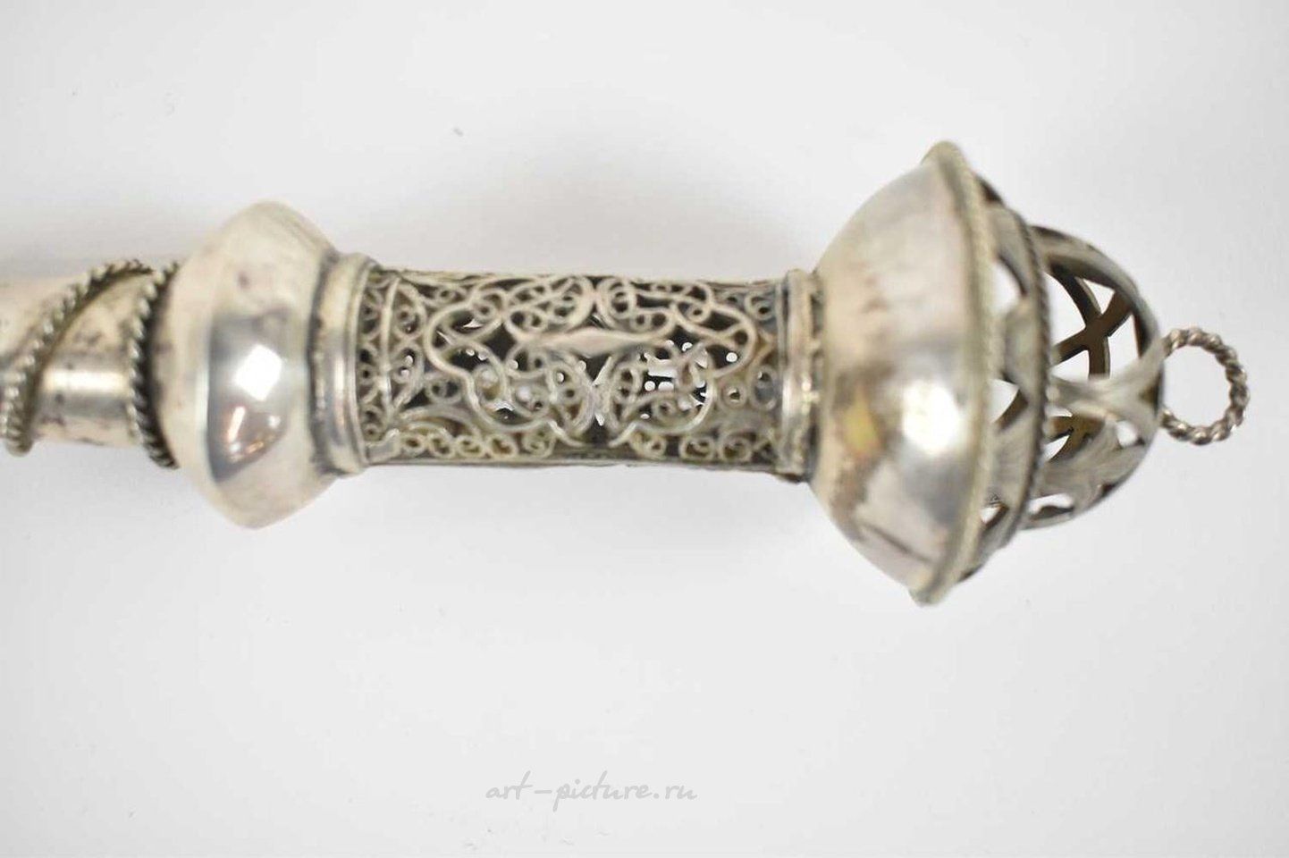 Русское серебро , Серебряный иудейский указатель или йад русского происхождения, 84 золотника, конец 19 века