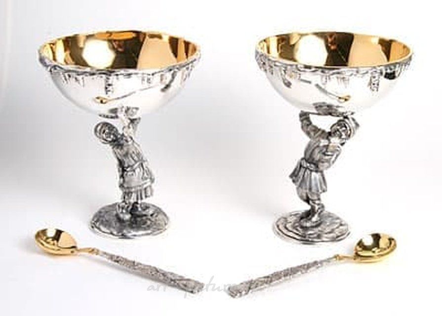 Серебряный набор креманок Мальчик и Девочка