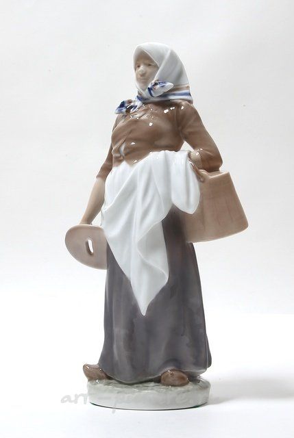 Доярка. Дания, г. Копенгаген, Royal Copenhagen