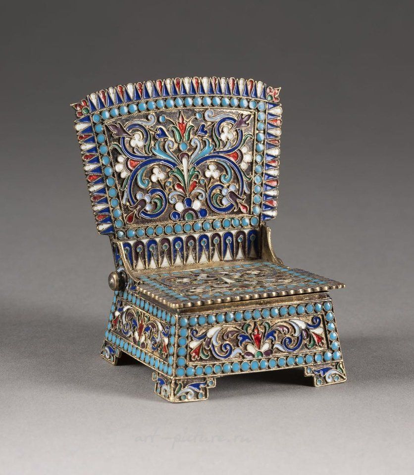 Русское серебро , Солонка в виде трона