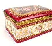 Королевская шкатулка из Вены XIX века