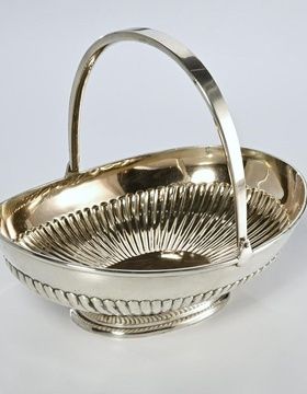 купить Ваза с перекидной ручкой, Российская империя (Россия), Бр. Грачевы