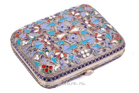Русское серебро, Русская серебряная сумочка с эмалью по клеточкам, около 1880 года, недавно приобретенная из частной коллекции.