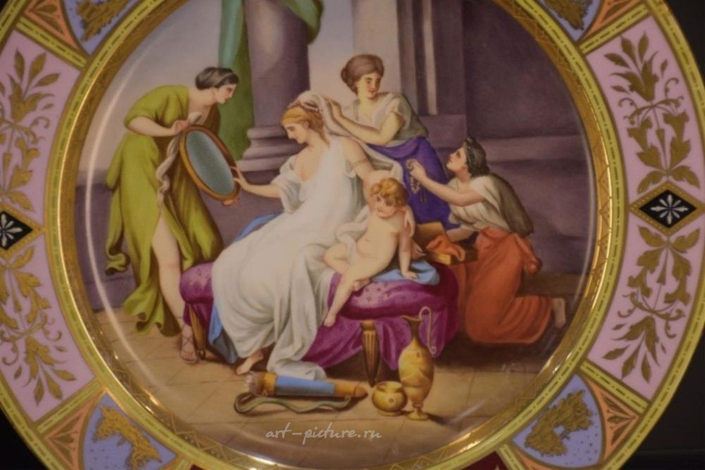 Royal Vienna , Кабинетные тарелки королевской Вены 19-го века с золотыми акцентами