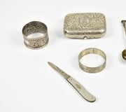 Серебряная подставка HERBERT BUSHELL & SONS LTD, отмеченная знаком Эдуарда VII...